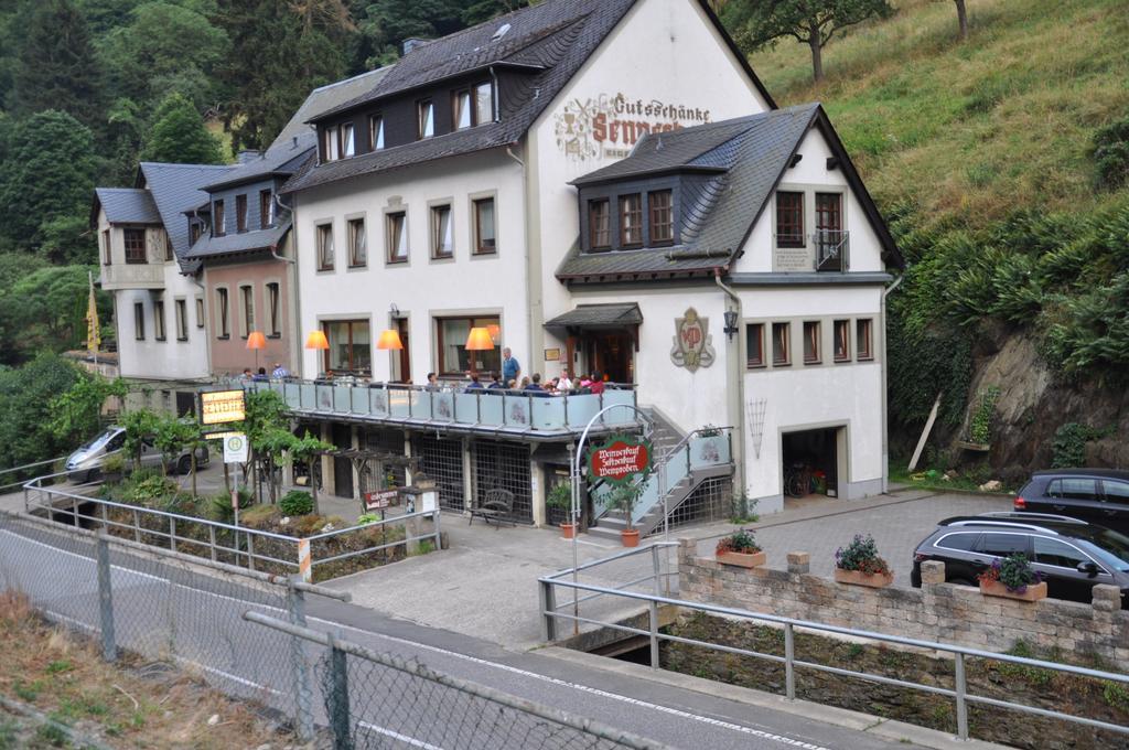 Gutsschaenke Sennerhof Hotel Обервезел Екстериор снимка